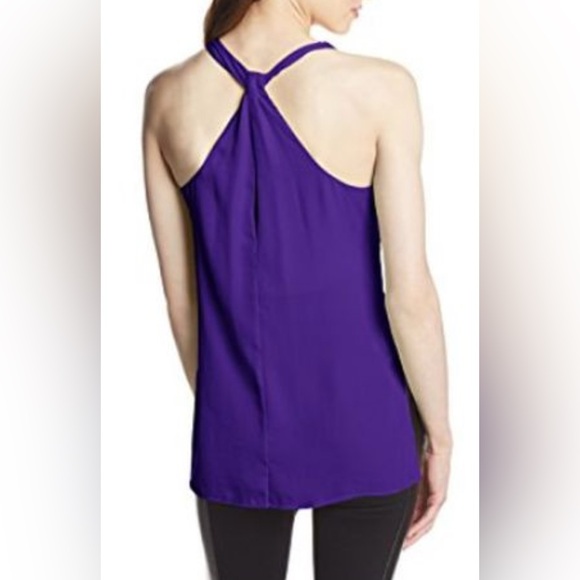 BCBG Edita Red Sleeveless Women's Top - Picture 3 of 7